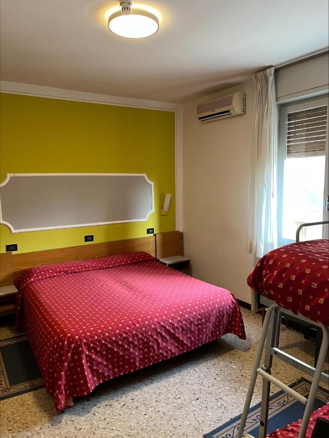 Hotel San Marco Bb Darfo Boario Terme ภายนอก รูปภาพ