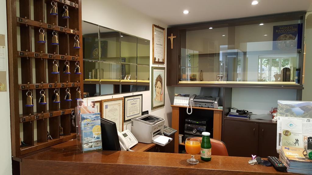 Hotel San Marco Bb Darfo Boario Terme ภายนอก รูปภาพ