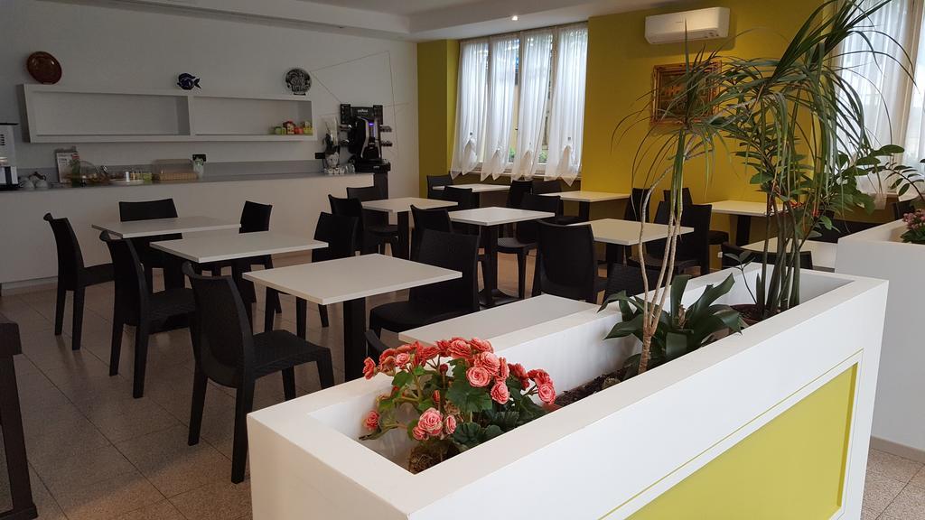 Hotel San Marco Bb Darfo Boario Terme ภายนอก รูปภาพ
