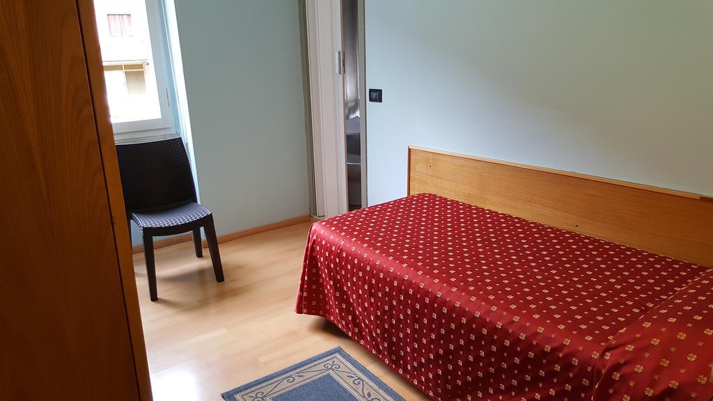 Hotel San Marco Bb Darfo Boario Terme ภายนอก รูปภาพ