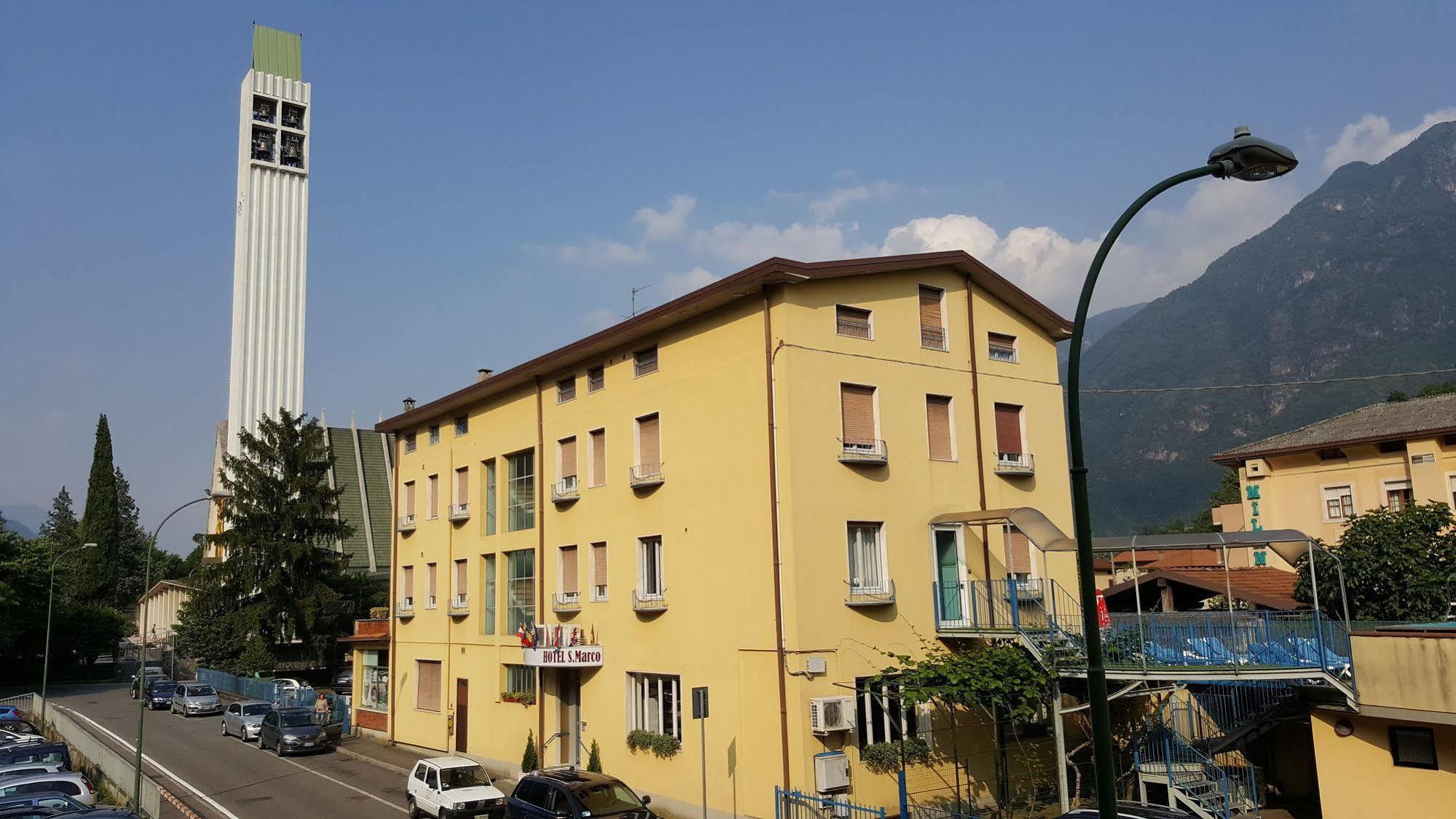 Hotel San Marco Bb Darfo Boario Terme ภายนอก รูปภาพ